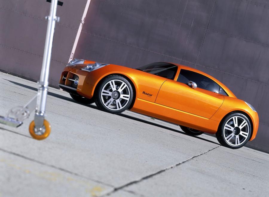 Dodge Razor 2002 года  (фото 17 из 23)